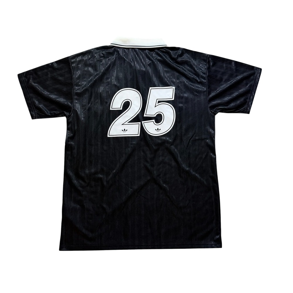 Adidas Oasis Live 25 Jersey Size Medium Black White Soccer Shirt Band Merch NEW - Picture 2 of 4